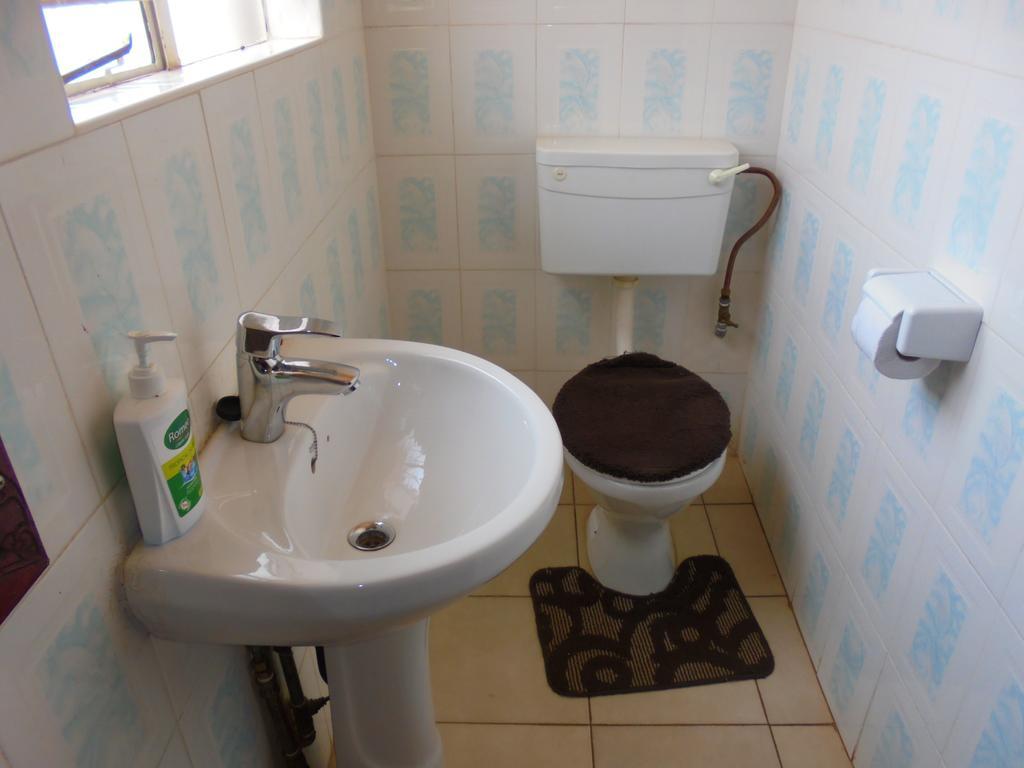 White Rose Lodge ليفينغستون الغرفة الصورة
