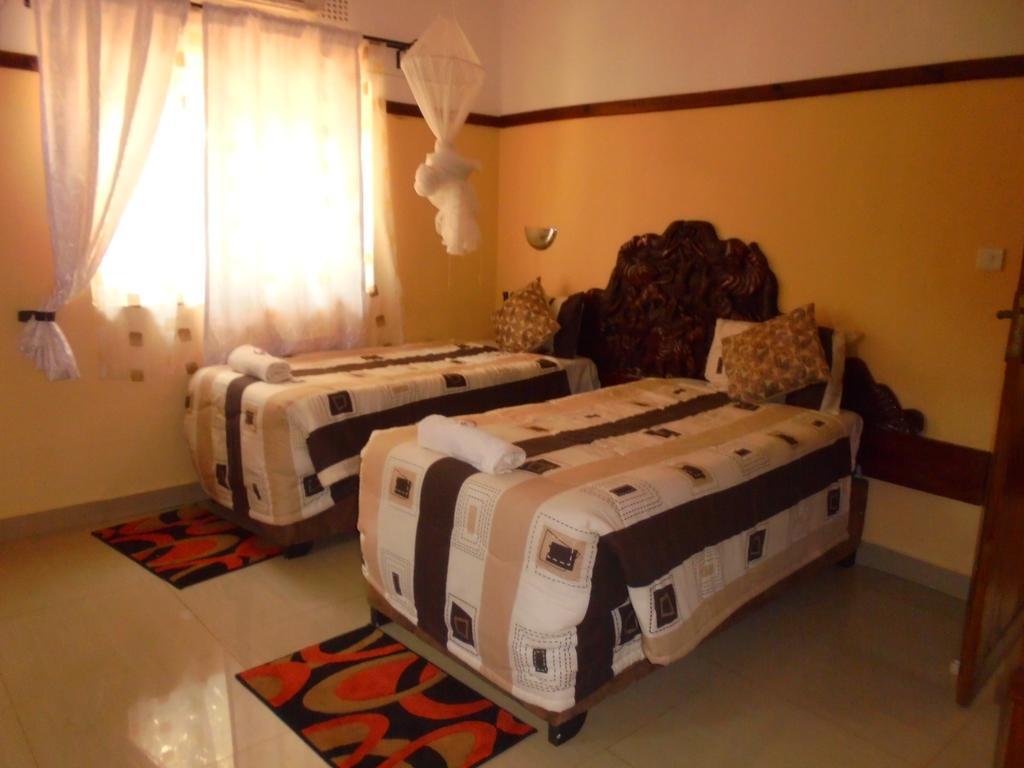 White Rose Lodge ليفينغستون المظهر الخارجي الصورة