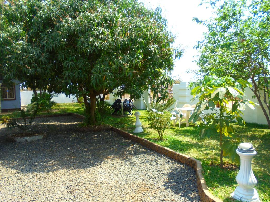 White Rose Lodge ليفينغستون المظهر الخارجي الصورة