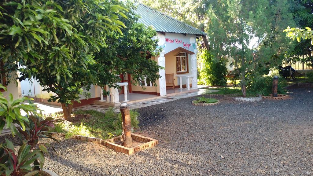 White Rose Lodge ليفينغستون المظهر الخارجي الصورة